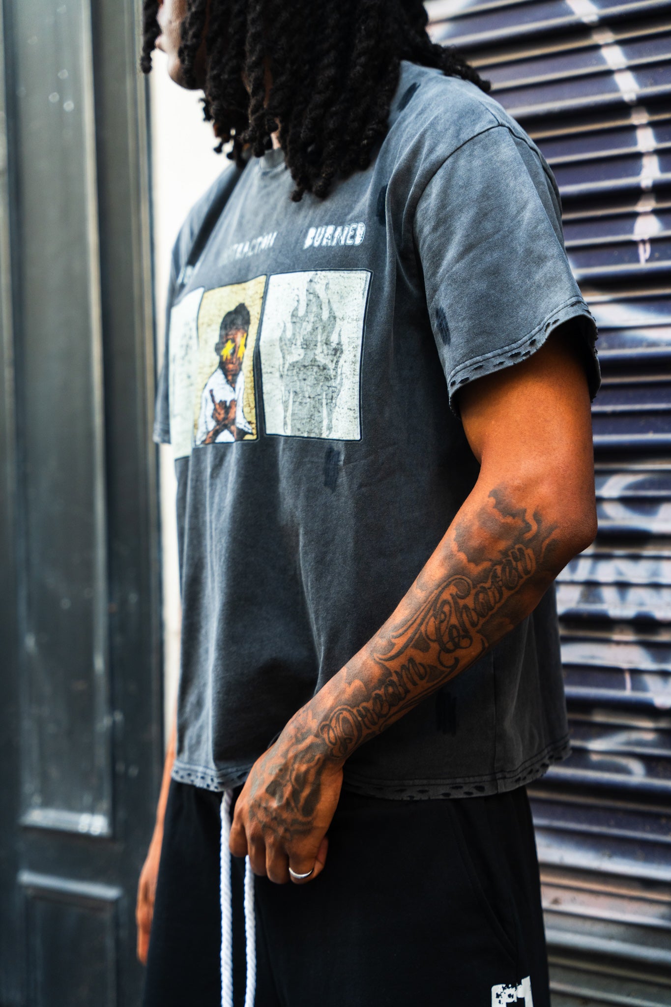 BD washed distressed tee